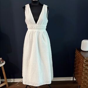 NWT Lulu’s sz L v-neck white frilly with lace a-line midi wedding type dress